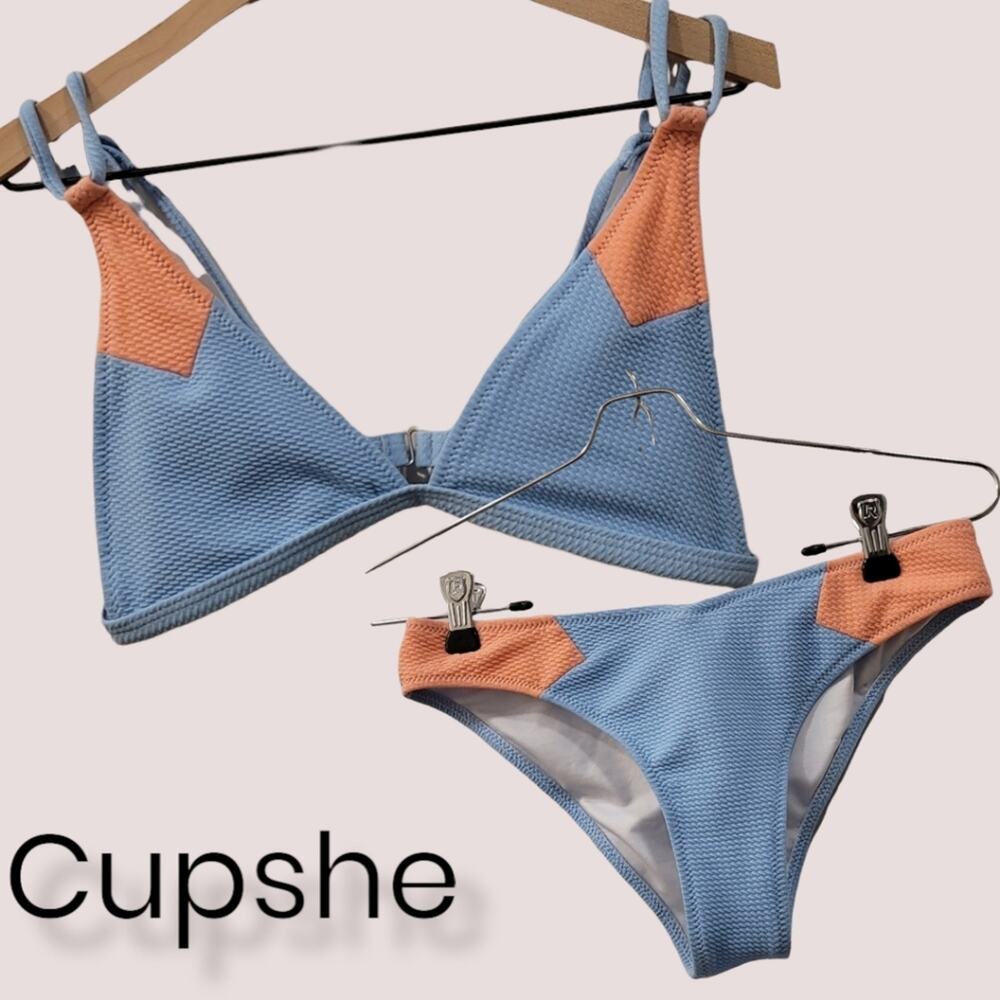 Cupshe Blue and Peach Textured Triangle Bikini